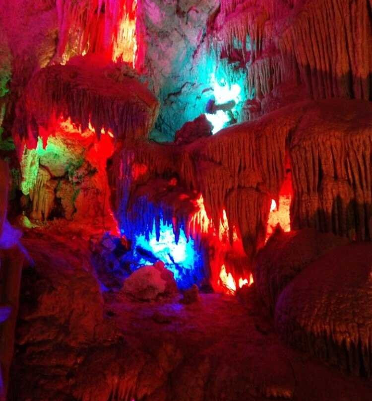 米易龙潭溶洞-米易县必去景点