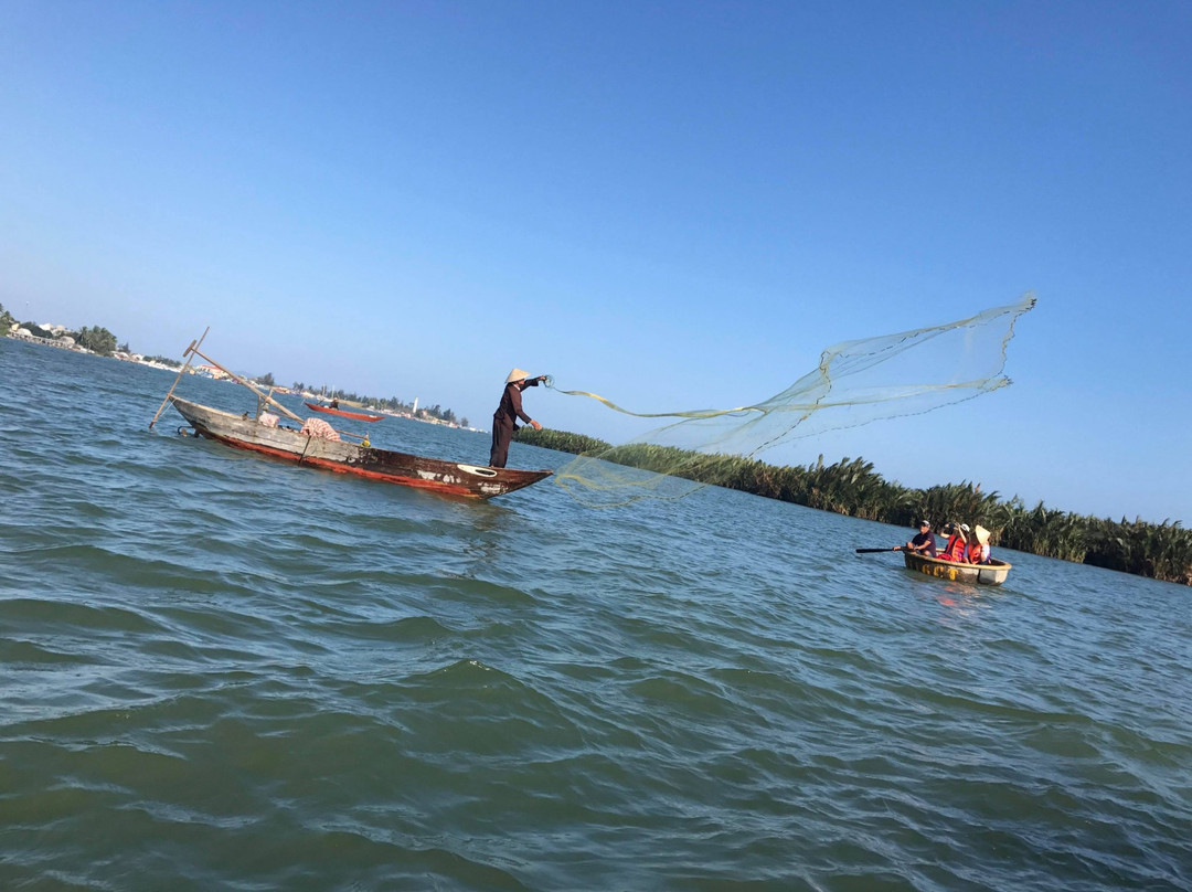 Funtastic Basket Boat Tours & Cooking Class-会安必去景点