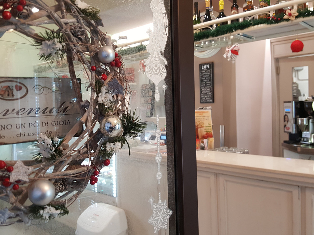 DolceMente -  Bakery Cafe