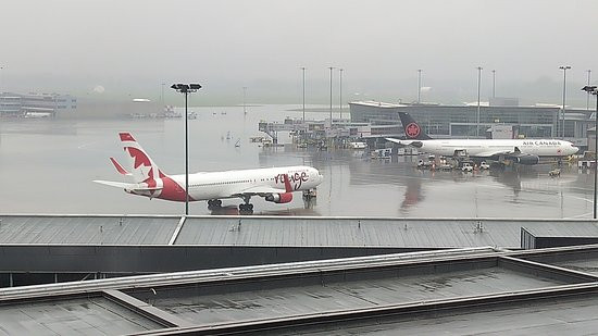 蒙特利尔机场万豪酒店主图