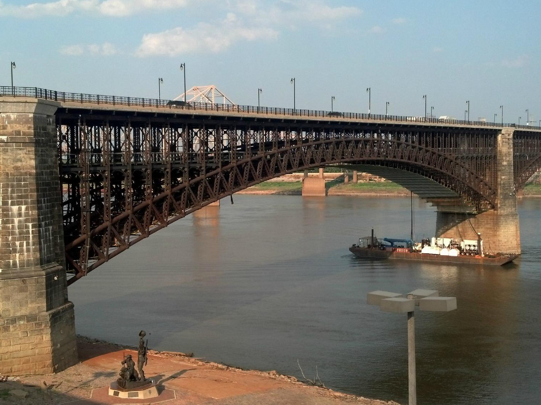 Eads Bridge-圣路易斯必去景点