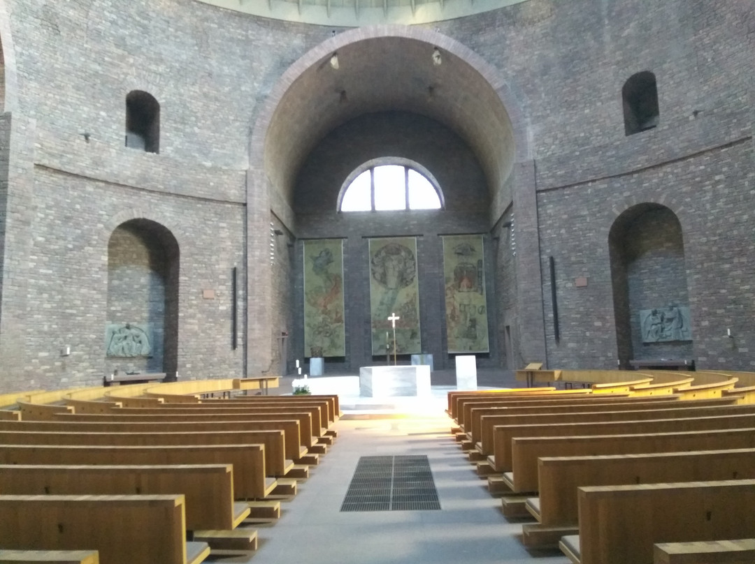 Kirche St. Stephan景点图片