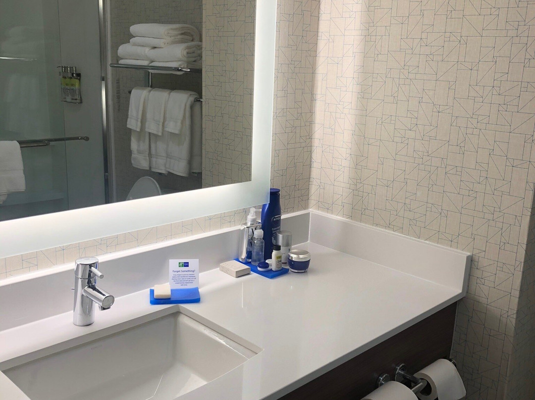 利弗莫尔智选假日酒店主图