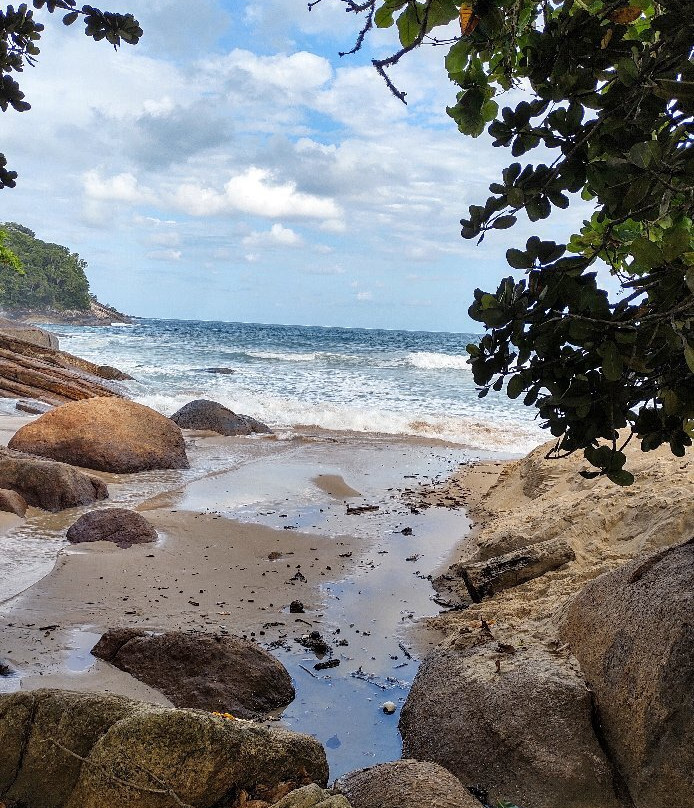 Praia Vermelha-乌巴图巴必去景点