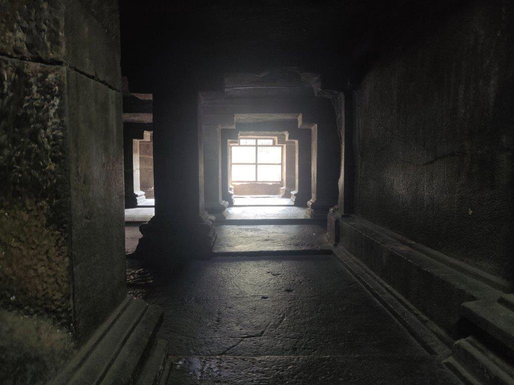 Pataleshwar Cave Temple景点图片