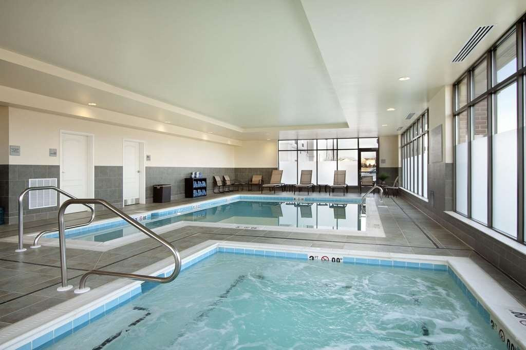 Hampton Inn & Suites Charles Town主图