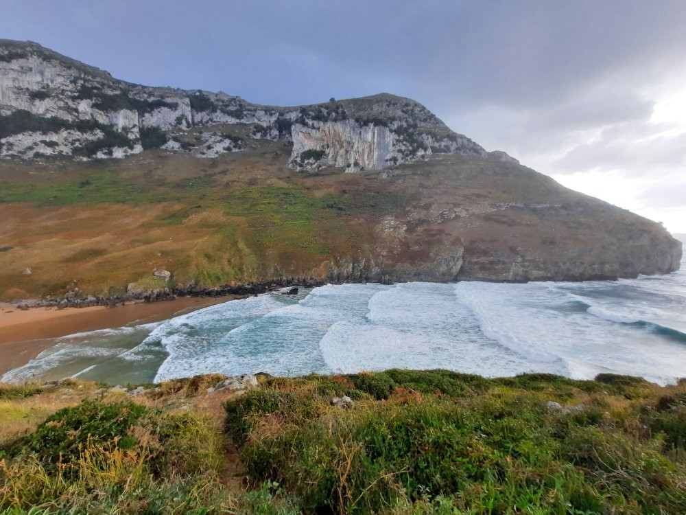 Playa de Sonabia景点图片