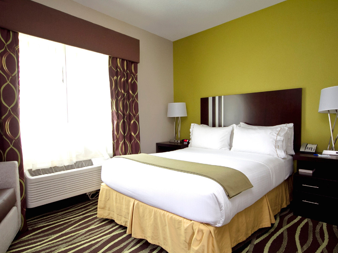 Holiday Inn Express Adrian by IHG主图