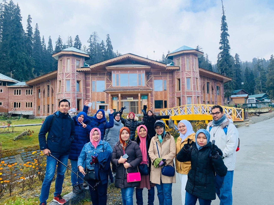 Discover Gulmarg Adventures-贡马必去景点