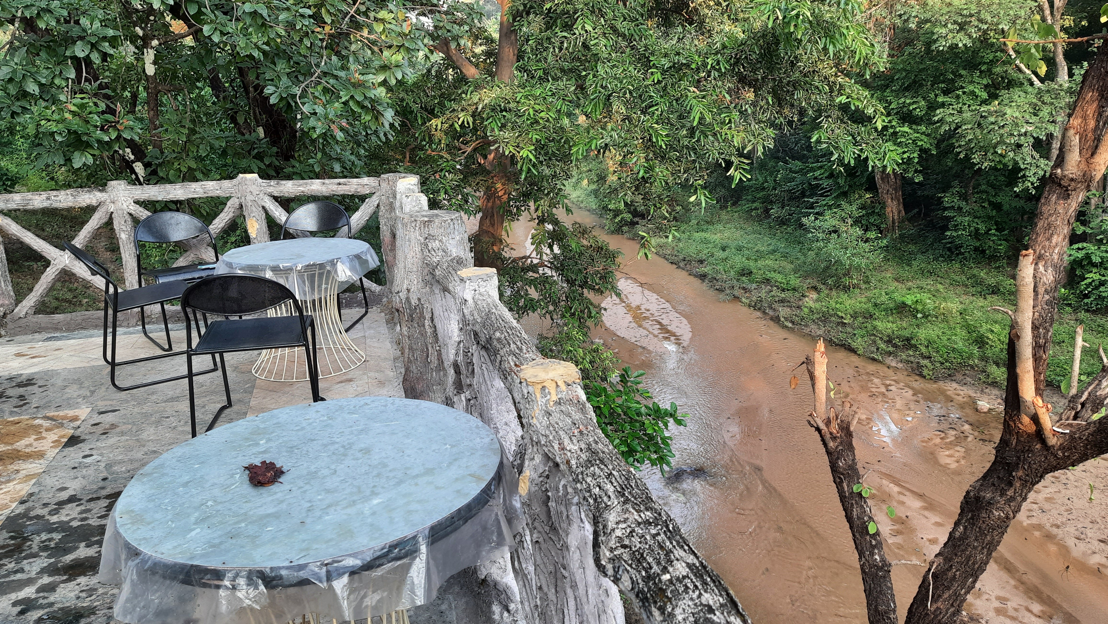 MPT Kiplings Court, Pench-浴室