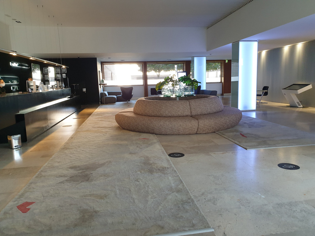 阿尔卡拉赫纳雷斯汽车旅馆酒店主图