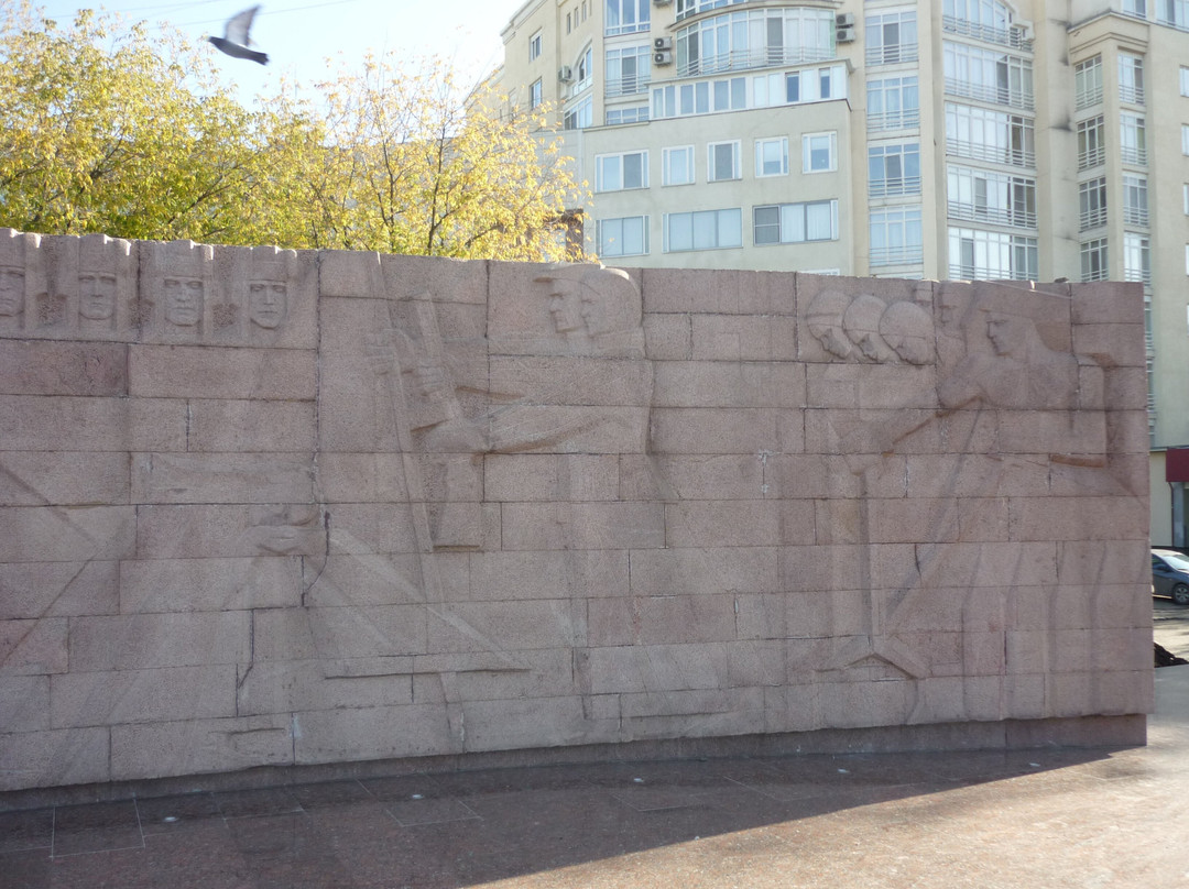 Monument to Ural Voluntary Tank Corps-彼尔姆必去景点