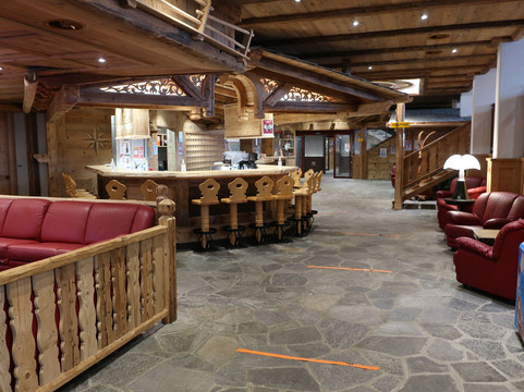 Hôtel Central Résidence主图