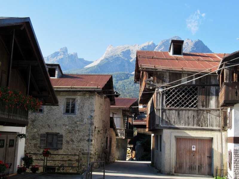 Villaggio di Dont景点图片