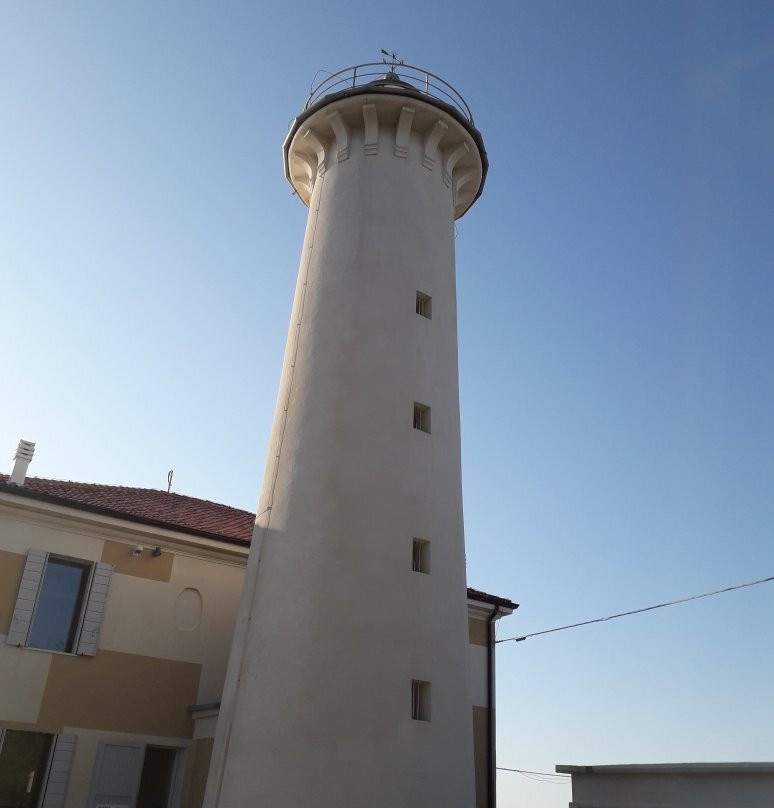 Punta Tagliamento Lighthouse景点图片