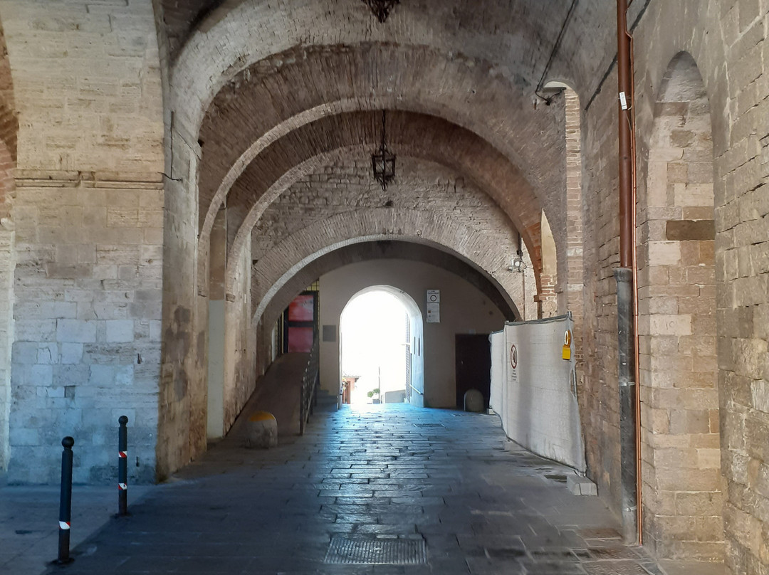 Palazzo del Capitano del Popolo-佩鲁贾必去景点