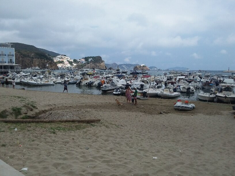 Spiaggia di Giancos景点图片
