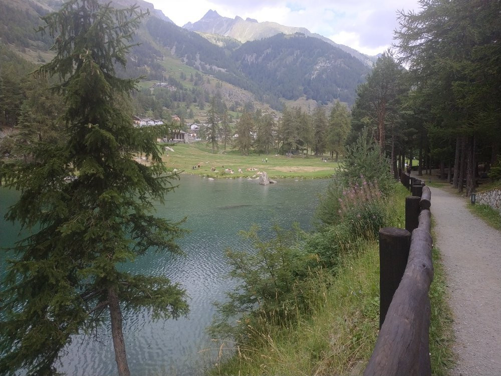 Lago Lexert景点图片