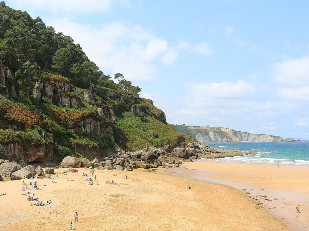 Playa de la Nora-Quintueles必去景点