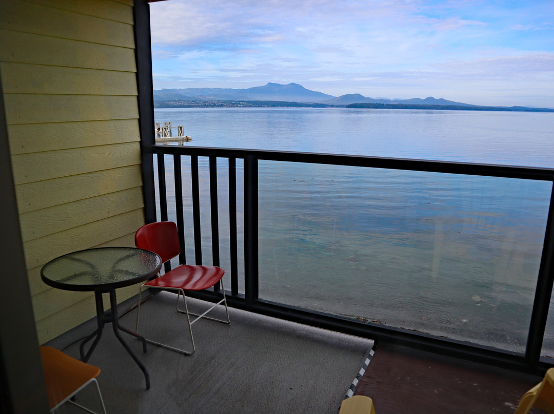 The Oceanfront Hotel主图