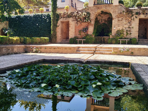 Nhue Concierge-格拉纳达必去景点