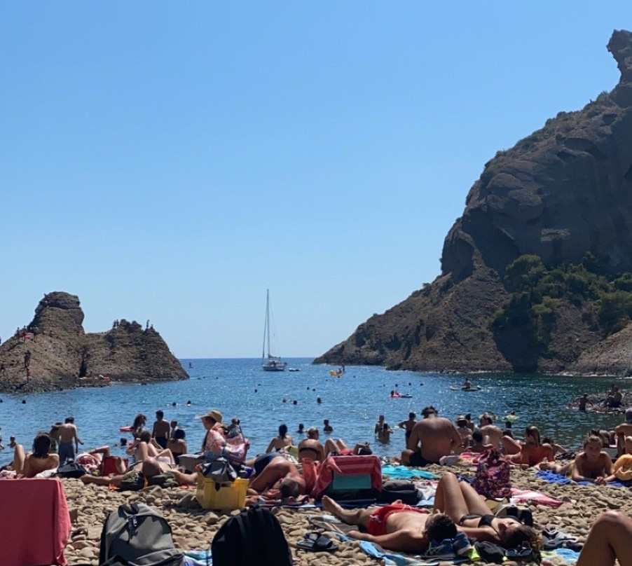 La Calanque de Figuerolles-拉西奥塔必去景点