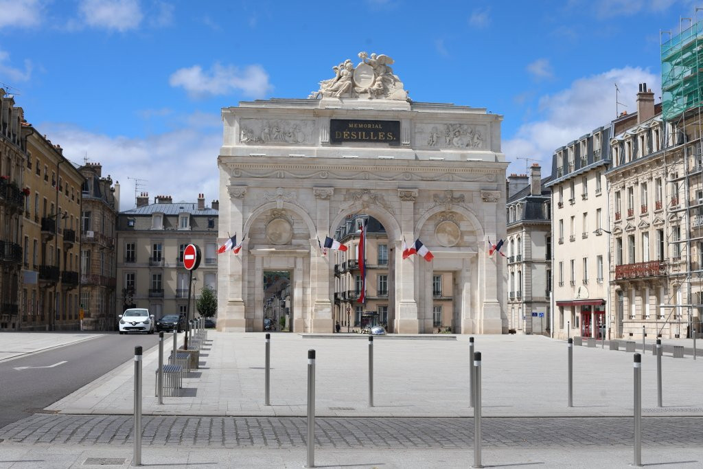 Porte Désilles景点图片