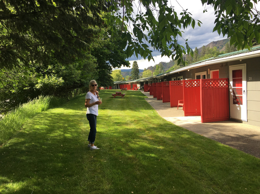 Johnny's Motel主图