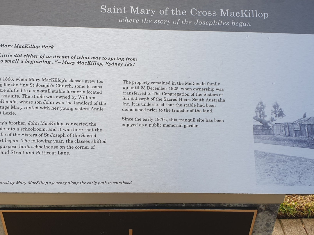 The Mary MacKillop Stable School Park景点图片