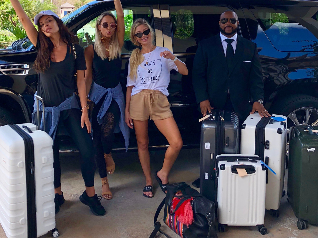 Olympus Chauffeur Services-West End Village必去景点