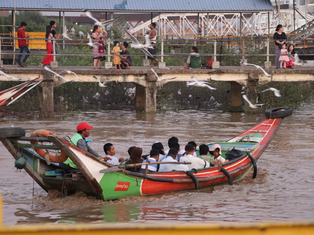 Yangon Water Bus-仰光必去景点