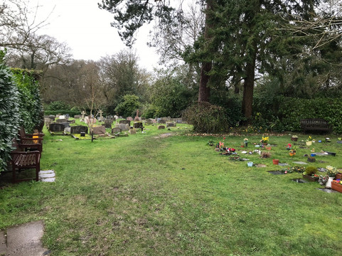 Holy Trinity Church-Prestwood必去景点