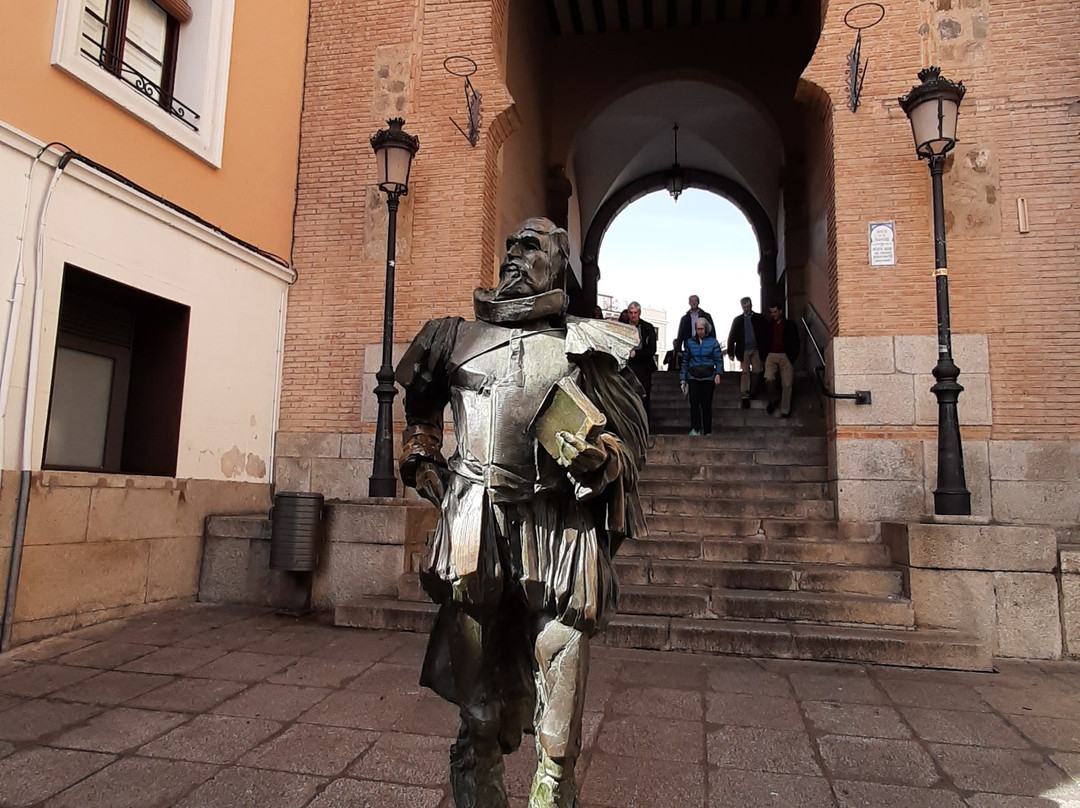 Estatua de Miguel de Cervantes景点图片