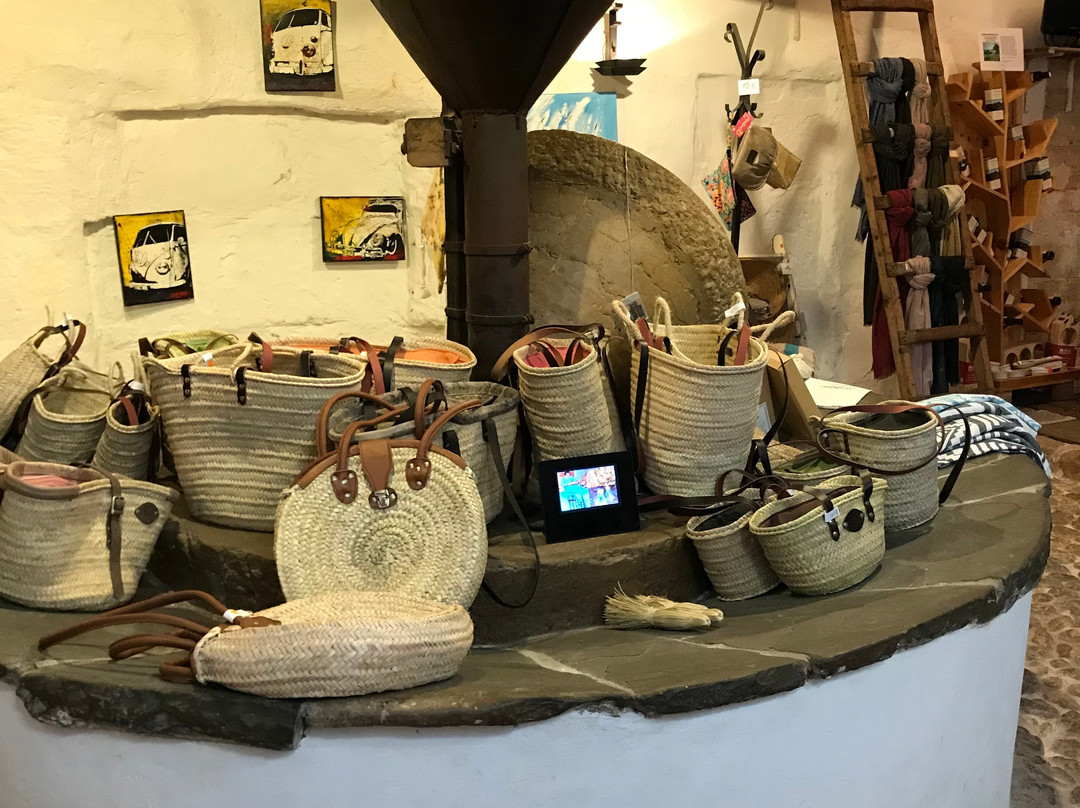 Lias La Tafona-Pollenca必去景点