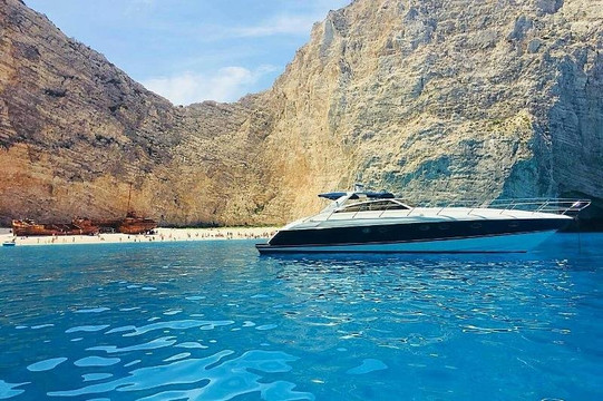 Ionian View Luxury Yachting-扎金索斯镇必去景点