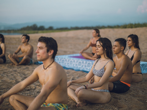 Nirvana Adventures-曼萨尼约必去景点