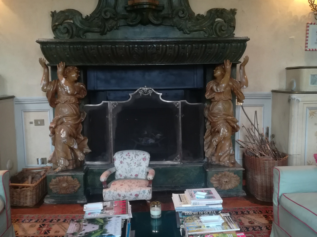 Villa Agnesi Albertoni-Montevecchia必去景点