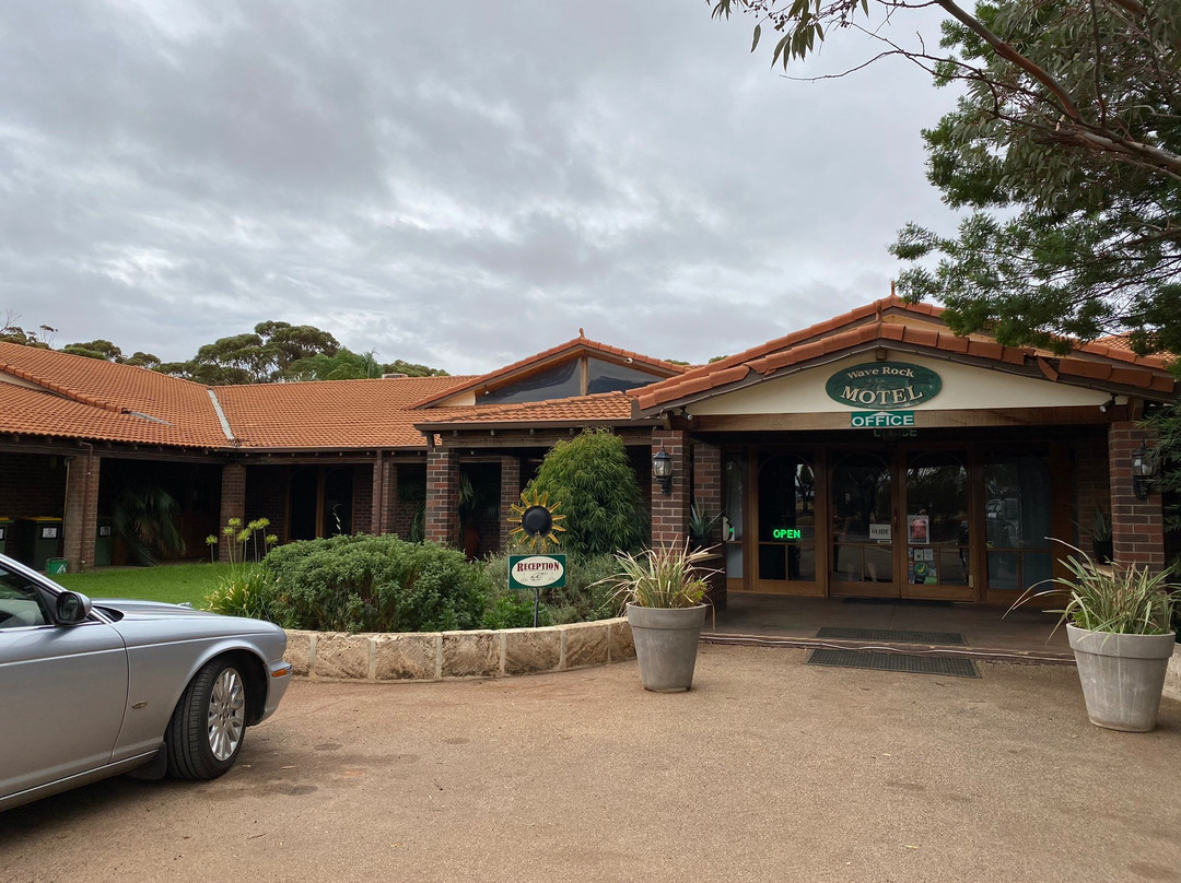 Wave Rock Hotel Motel主图