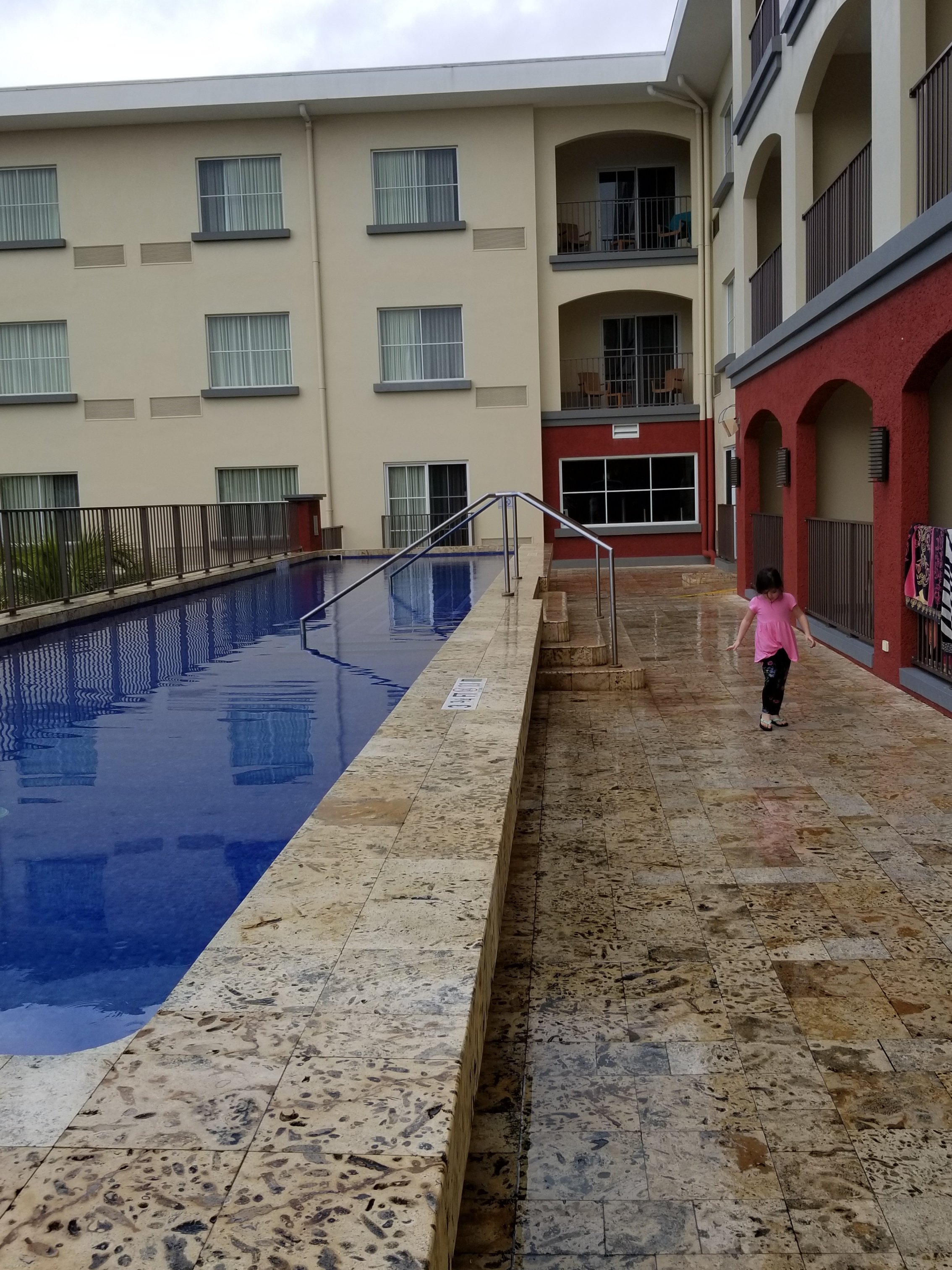 Courtyard Bridgetown, Barbados-泳池