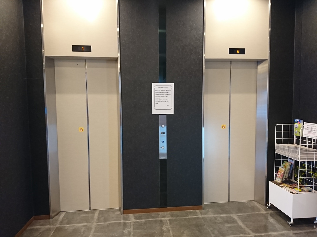 Hotel Route-Inn Toyohashi Ekimae主图