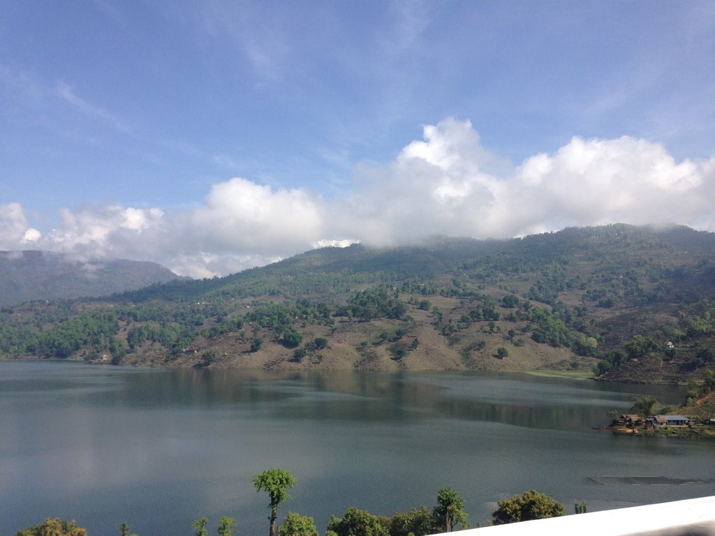 The Begnas Lake Resort & Villas主图