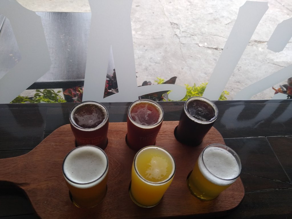 Cerveceria Tres Islas-马萨特兰必去景点