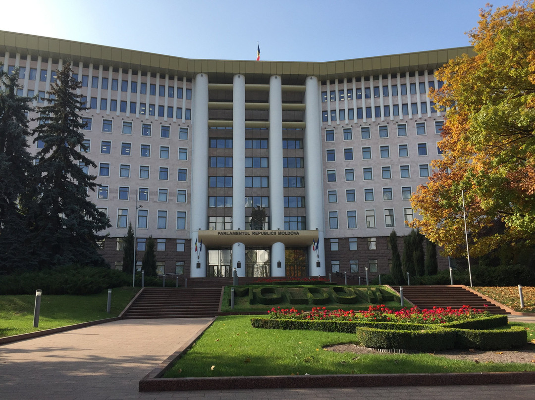 Parlamentul Republicii Moldova-基希讷乌必去景点