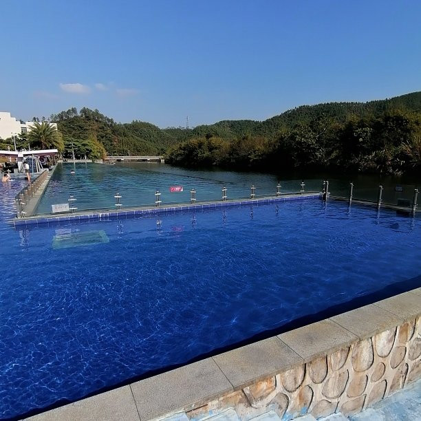 海丰水底山温泉庄园主图