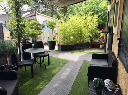 Le Mas du Cadranier主图