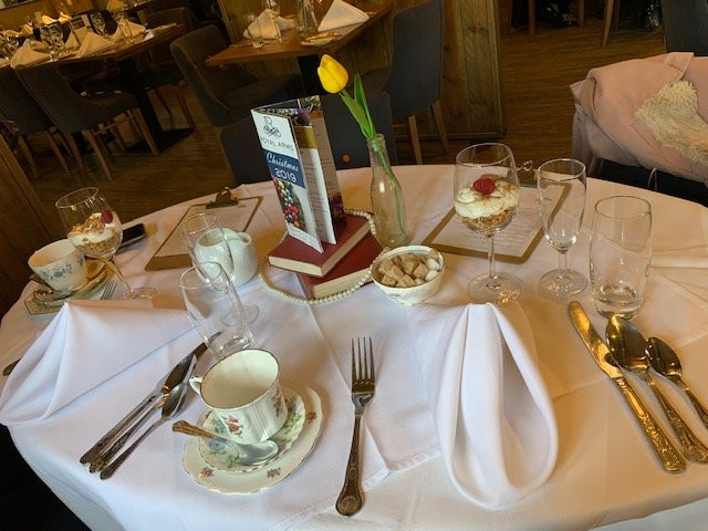 The Royal Arms Restaurant & Hotel主图