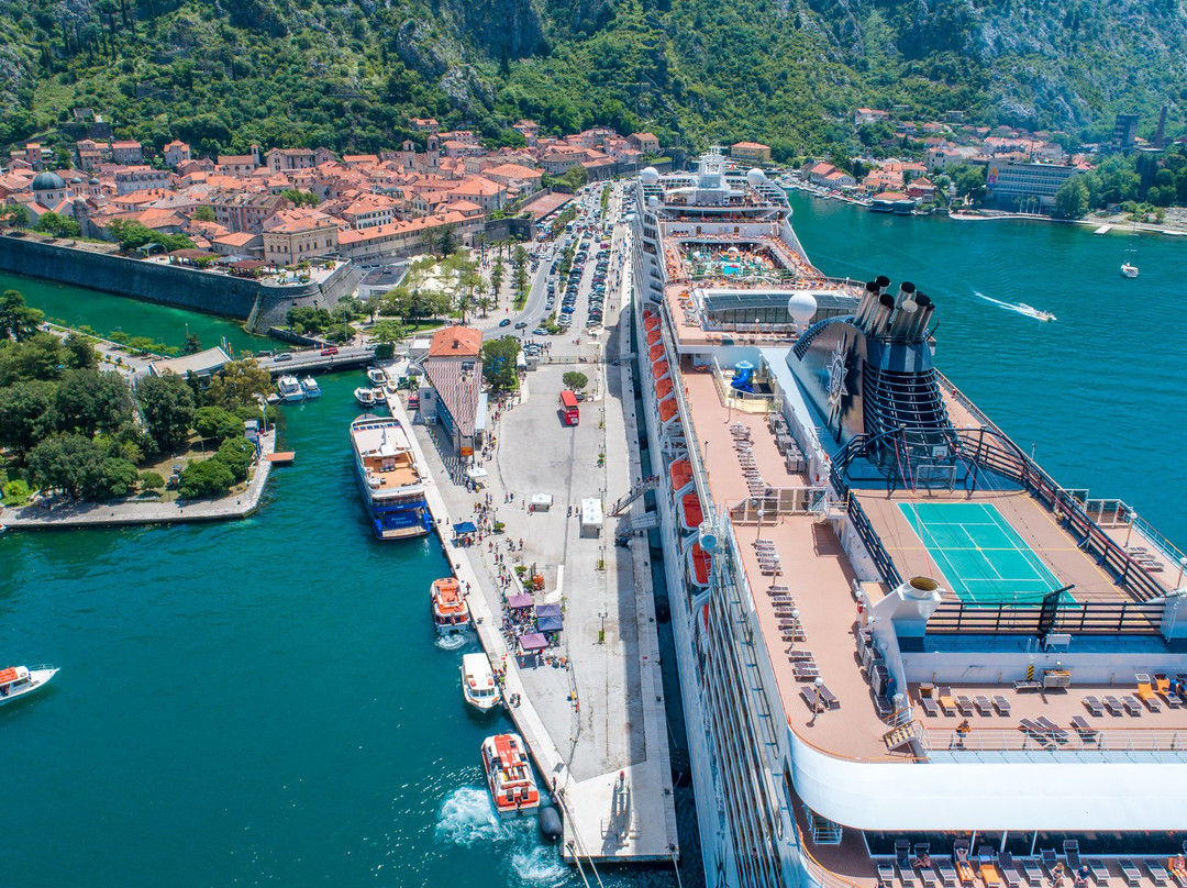 Hop On Hop Off Kotor-科托尔必去景点