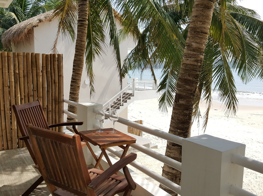 Lucky Spot Beach Bungalow主图