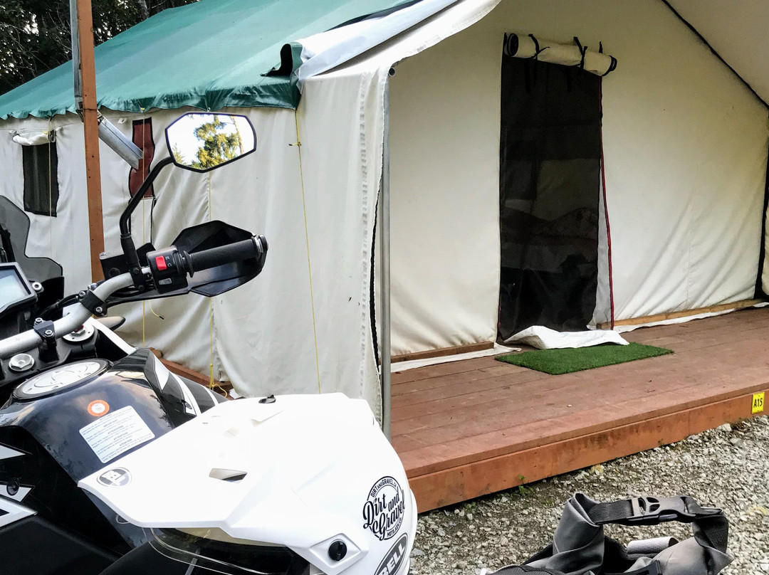 Dirt and Gravel Motorcycle Adventures景点图片