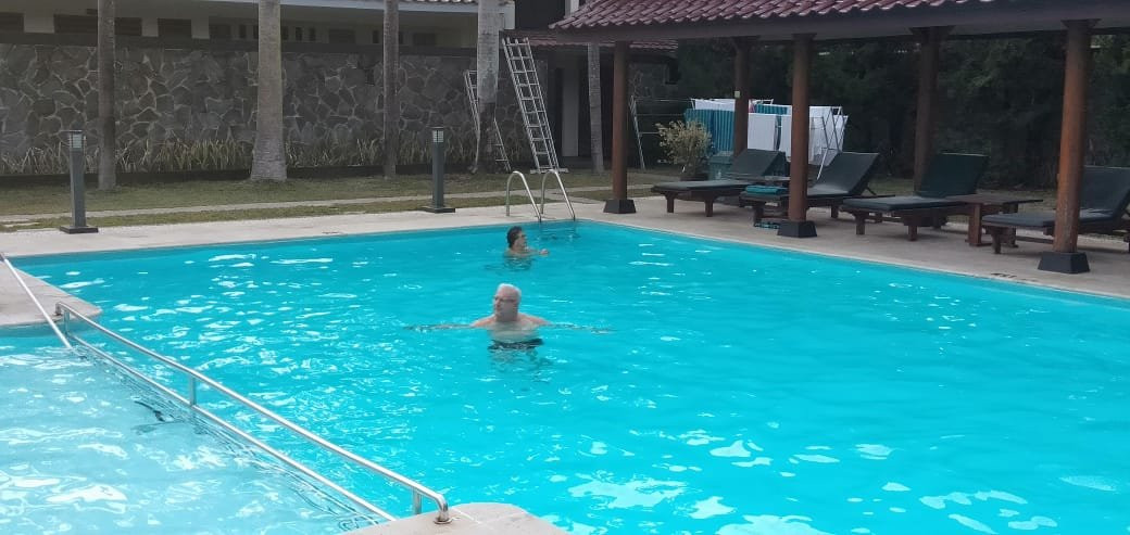 Sunrise Resort Batu Karas Hotel主图